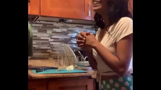 Bangladesh girl from New York twerk in front her mother and rub her nipple live on Instagram part – 2