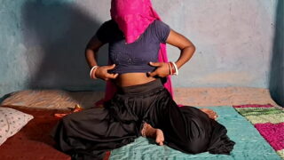 Desi Bhabhi’s black salwar and tshirt fuck our teacher fucked her hard. Full hot sex video